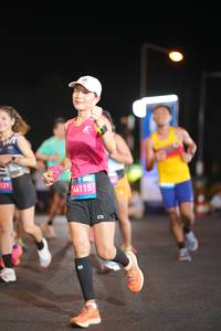 BIB: 129, 46115, 163
                            <button type="button" onclick="openModal(23031248)" class="btn btn-primary btn-sm float-right btn-popup" data-toggle="modal" data-target=".modal-high-quality">
                        <i class="fas fa-shopping-cart"></i> Add to Cart
                    </button>
                                            <button type="button" onclick="isThisMe(23031248, true)" class="btn btn-success btn-sm float-right btn-popup btn-isme hidden" data-toggle="tooltip" data-placement="bottom" title="นี่คือรูปของคุณใช่ไหม คลิกที่นี่เพื่อเอาเข้าอัลบั้ม">
                        <i class="fas fa-plus"></i> Add to album
                    </button>
                    <button type="button" onclick="isThisMe(23031248, false)" class="btn btn-warning btn-sm float-right btn-popup btn-isnotme hidden">
                        <i class="fas fa-ban"></i> Remove from album
                    </button>